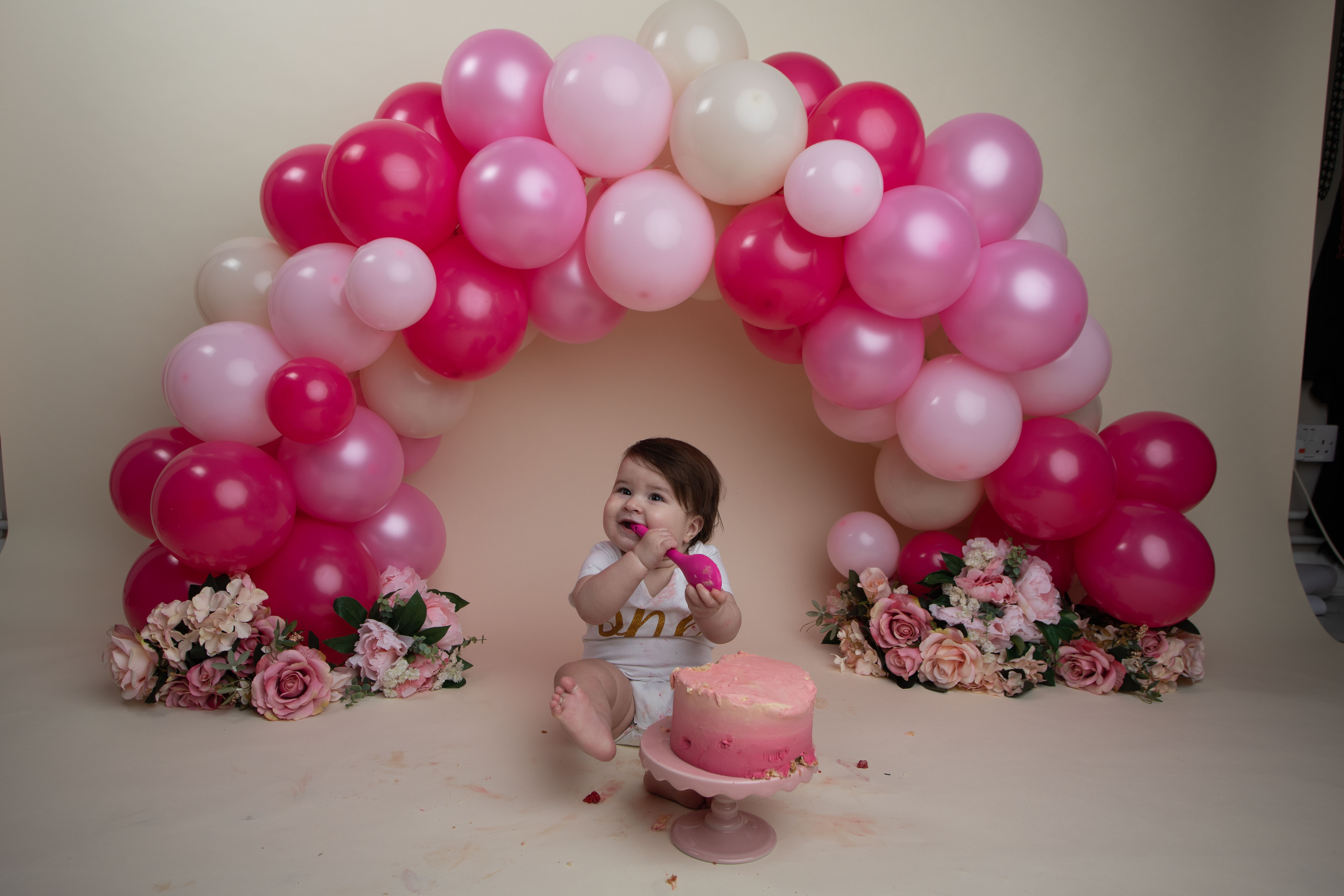 EVA CAKE SMASH
